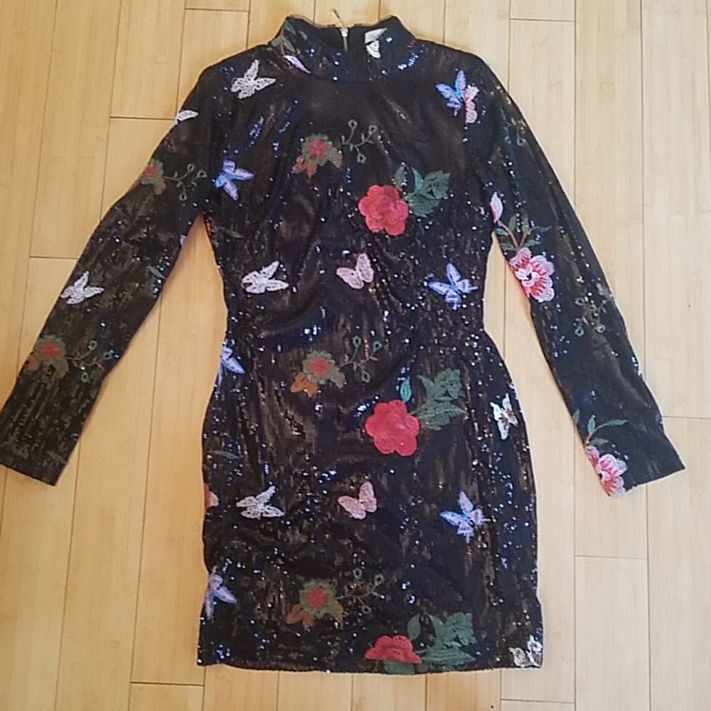 Long Sleeve Sequence Dress Petite fits like a S/M
